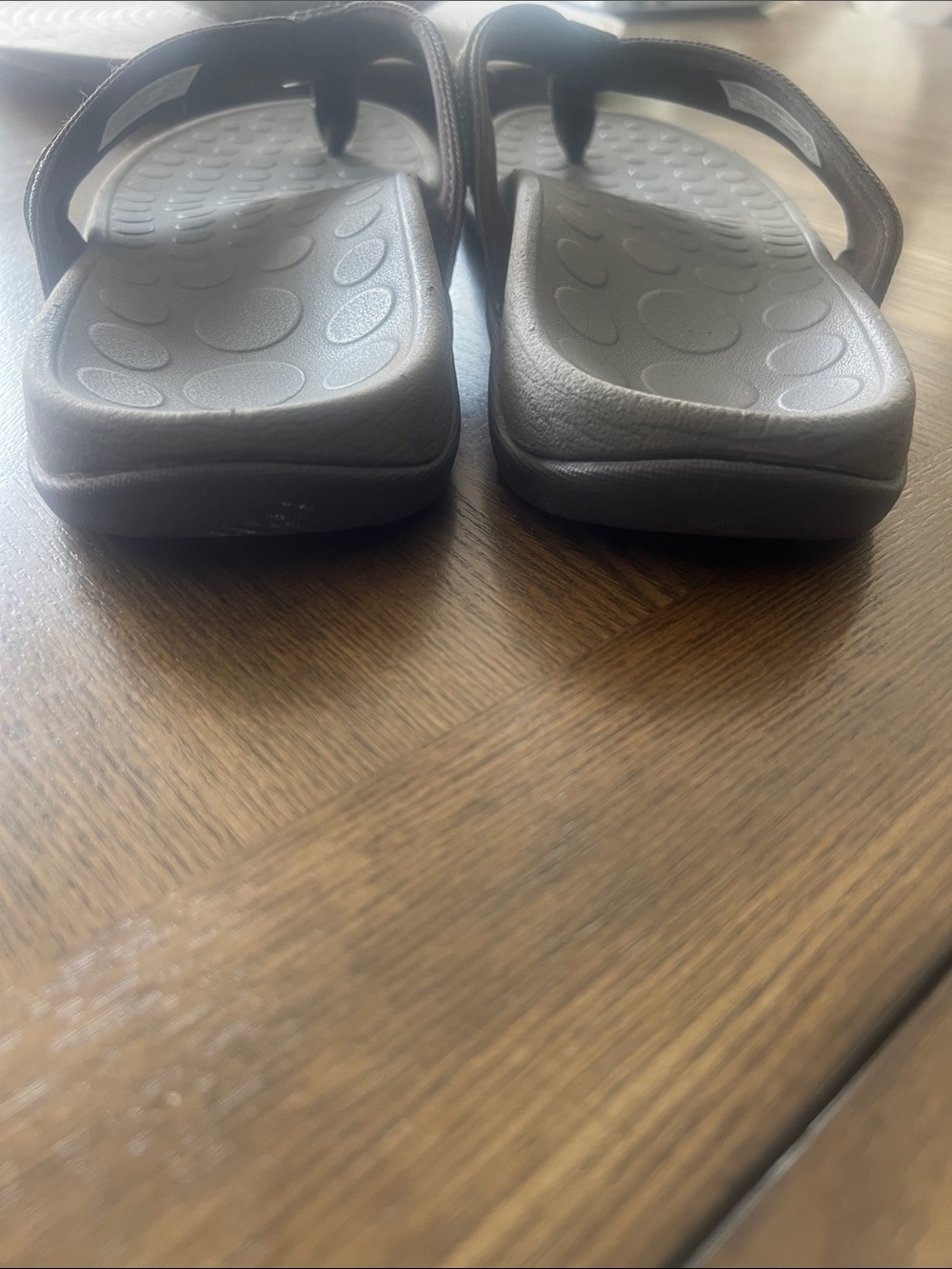Vionic Flip Flop with Brown Straps - Picture 4 of 9